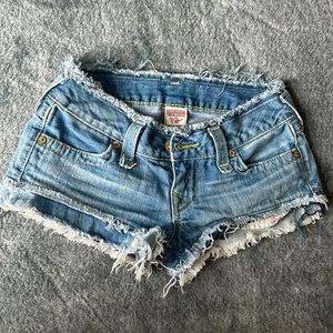 Authentic Vintage True Religion Cut off Low Rise shorts Size 26